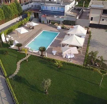 Alojamento de Acomodação e Pequeno-almoço Alba Chiara Taurianova