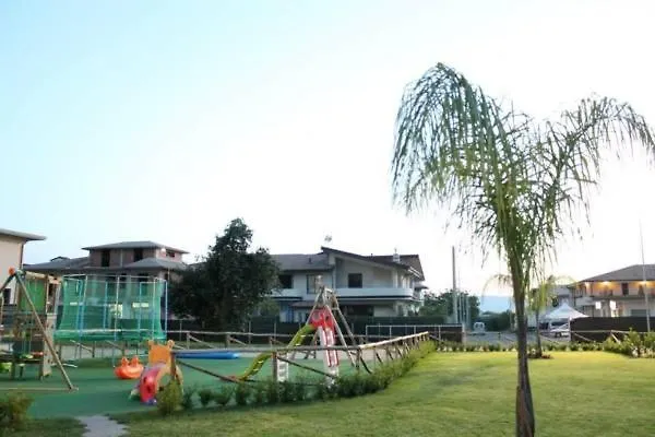 Alojamento de Acomodação e Pequeno-almoço Alba Chiara 4*